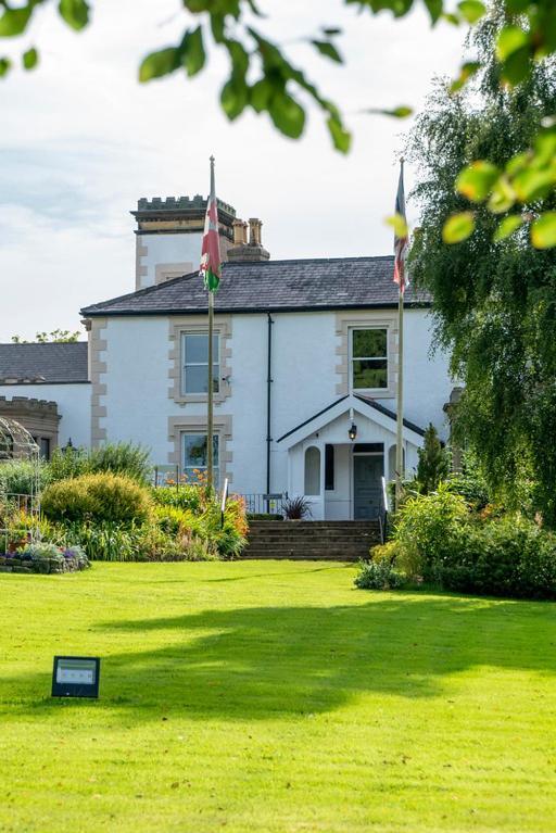 Northop Hall Country House Hotel by Paymán Club Mold Exterior foto
